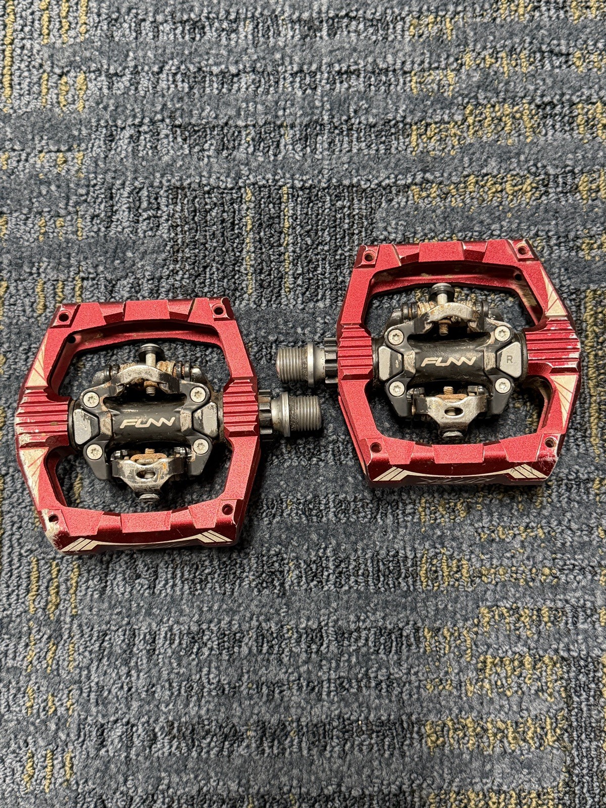 Funn Ripper MTB Clipless Pedal Set, Rocker Clip Mechanism (Red)- Used