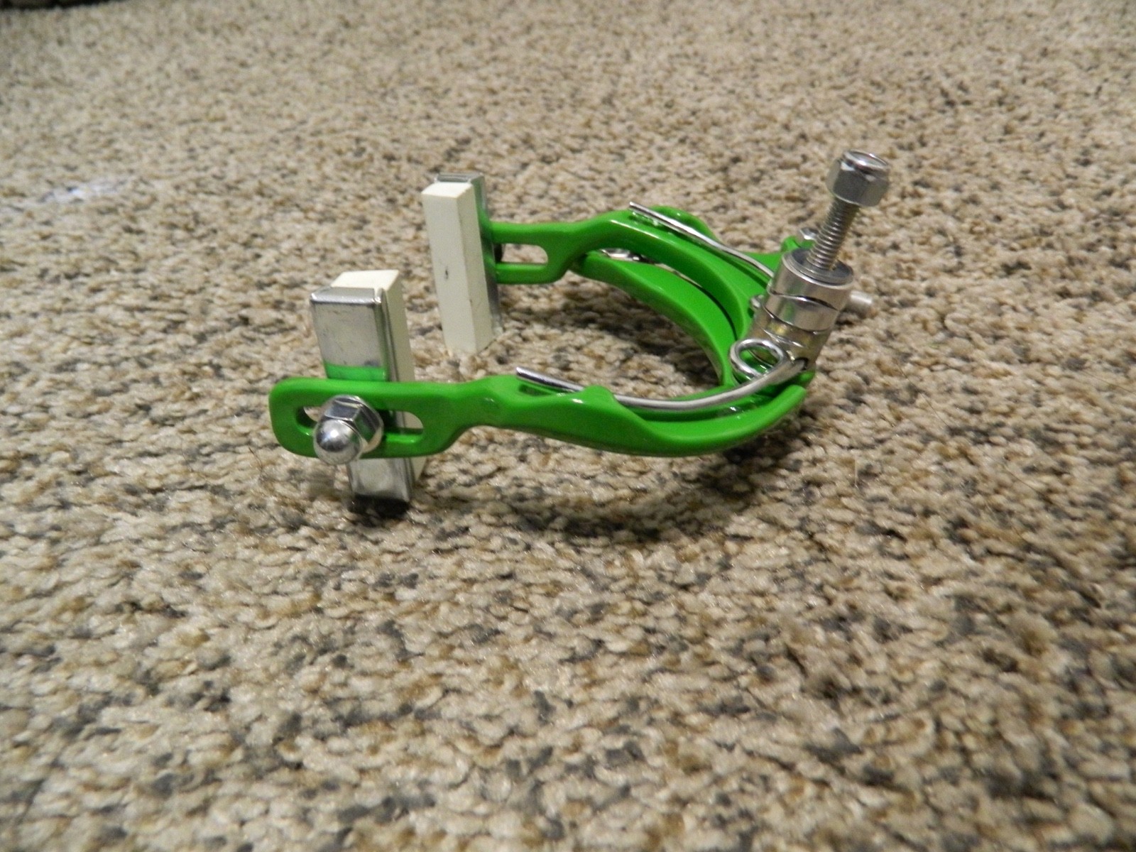 Dia-Compe REAR 883 Nippon BMX bicycle brake caliper – GREEN