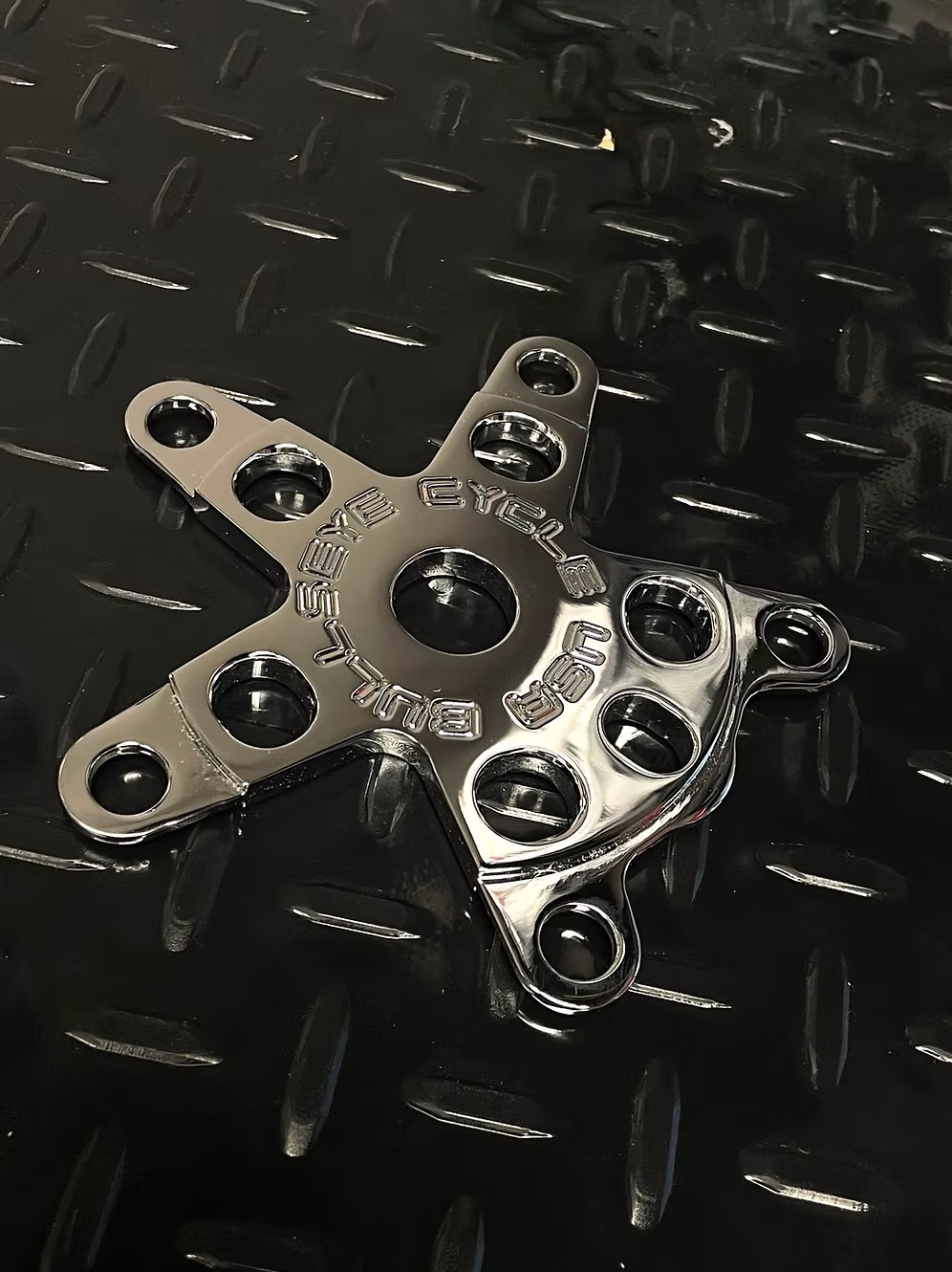 BULLSEYE BMX 5-BOLT LIMITED EDITION SPIDER SHOW CHROME “NEW” 19mm