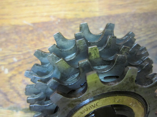 VINTAGE SUNTOUR WINNER PRO 6 SPEED ENGLISH THREADED FREE WHEEL 13-18T