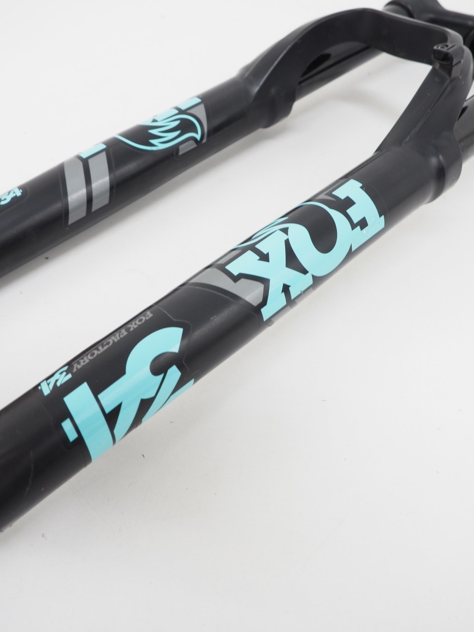 2019 Fox Factory Performance Elite 34 Mountain Bike Fork 29″ x 140mm Travel Fit4