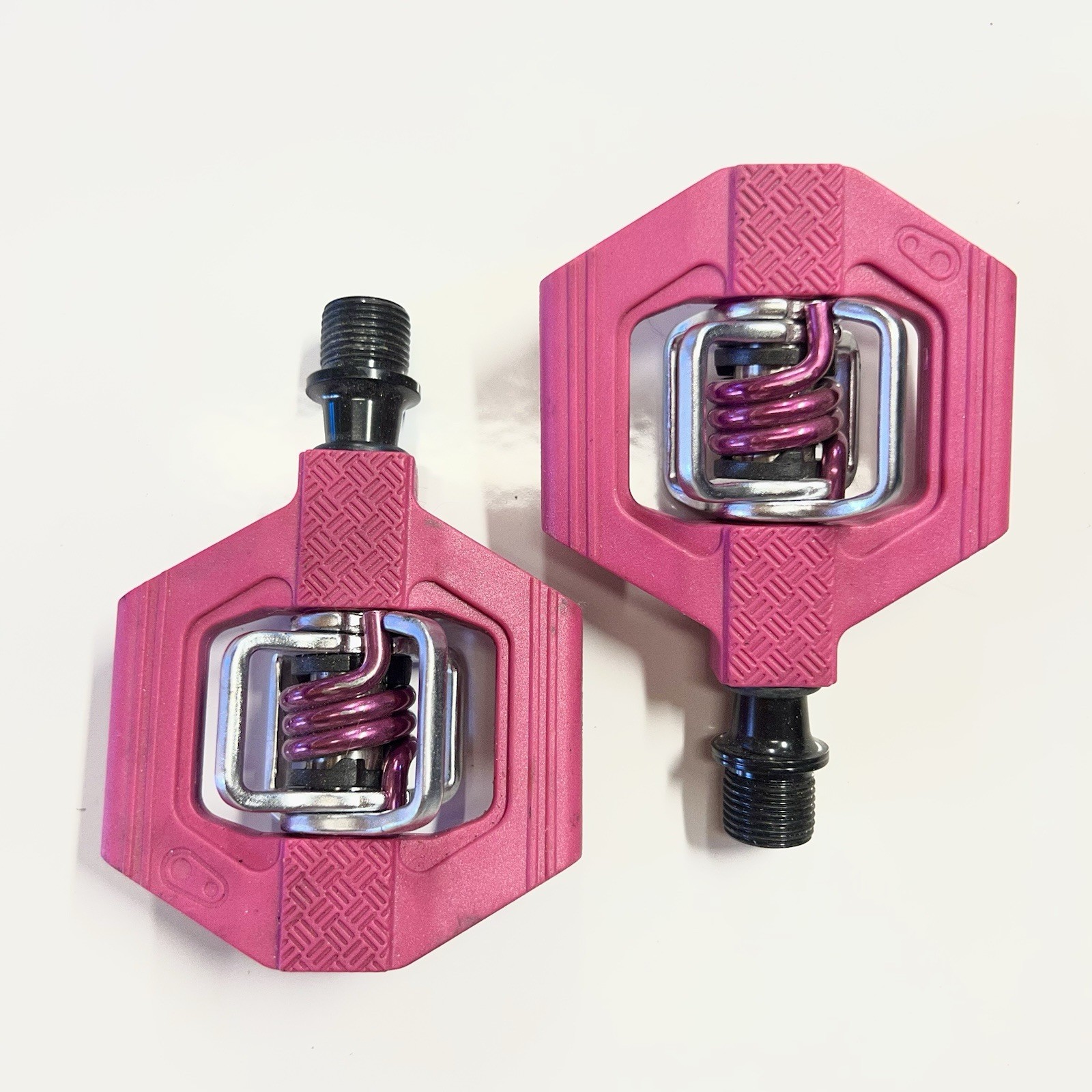 crank brothers Candy 1 Pedal Set Dual Sided Clipless 9/16 Pedals Pink Chromoly