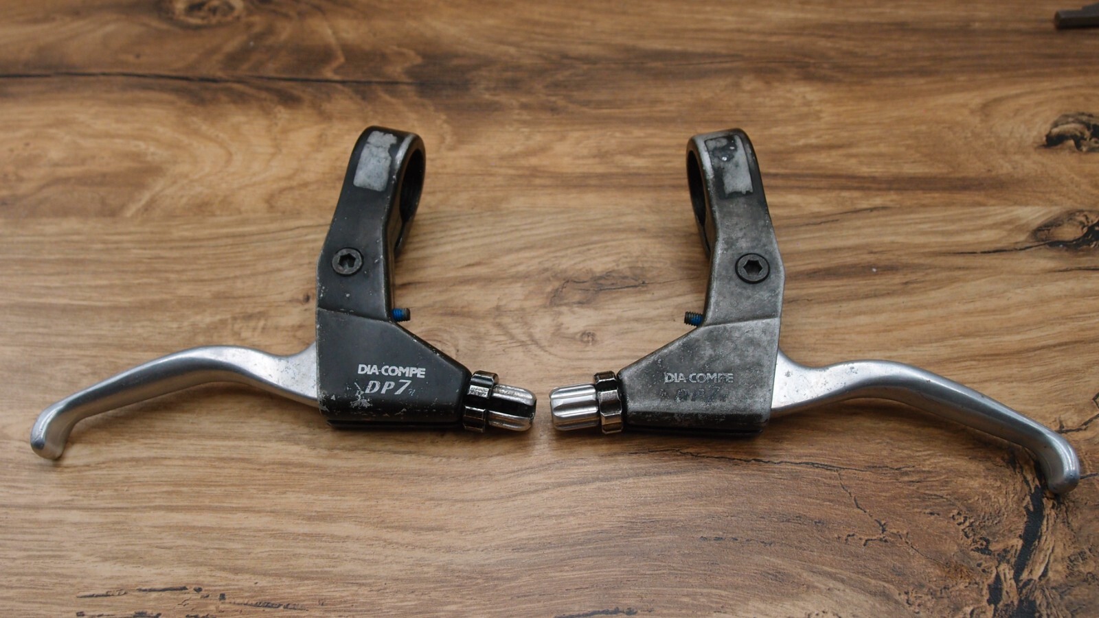 1990’s MTB brake levers Dia Compe DP7 made in Taiwan