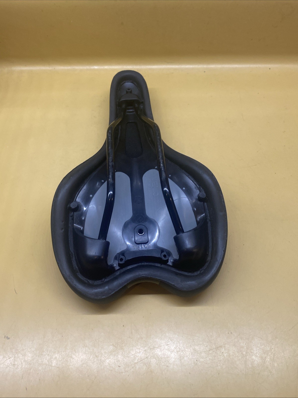 Black Raleigh 270mm X 150mm Steel Saddle