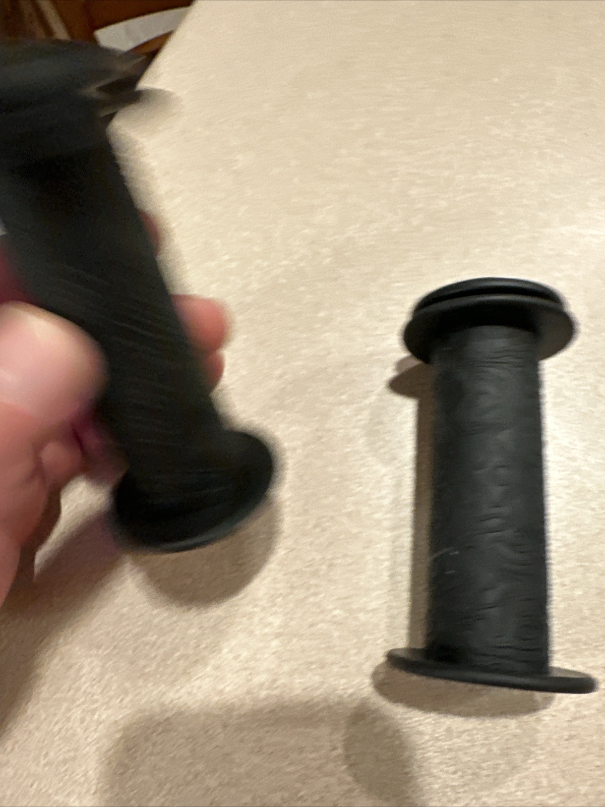 Dinosaur Kid’s Bicycle Handlebar Grips, 97mm, Black