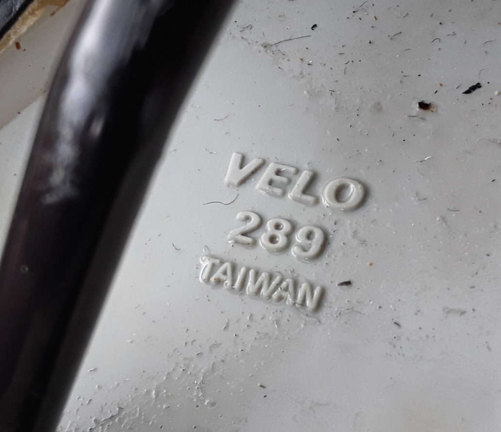 Vintage Bianchi Velo 289 Bicycle Saddle Bike Seat Unisex Adult Black BMX MTB