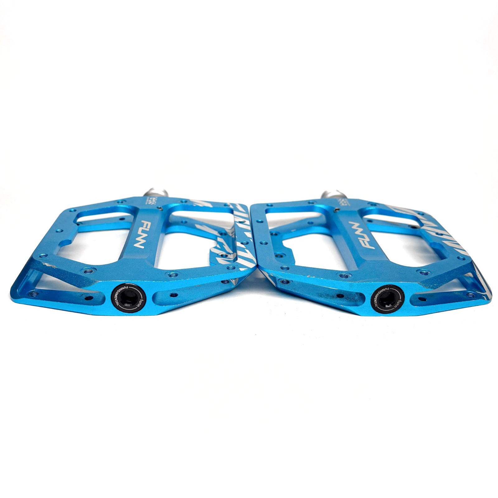 Funn Funndamental Flat MTB Pedal Set,9/16-inch CrMo Axle (Turquoise)- Used