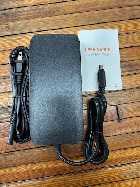 NOS NEW battery charger for Junto 1 e bicycle 54.6V 2A output 5 pin