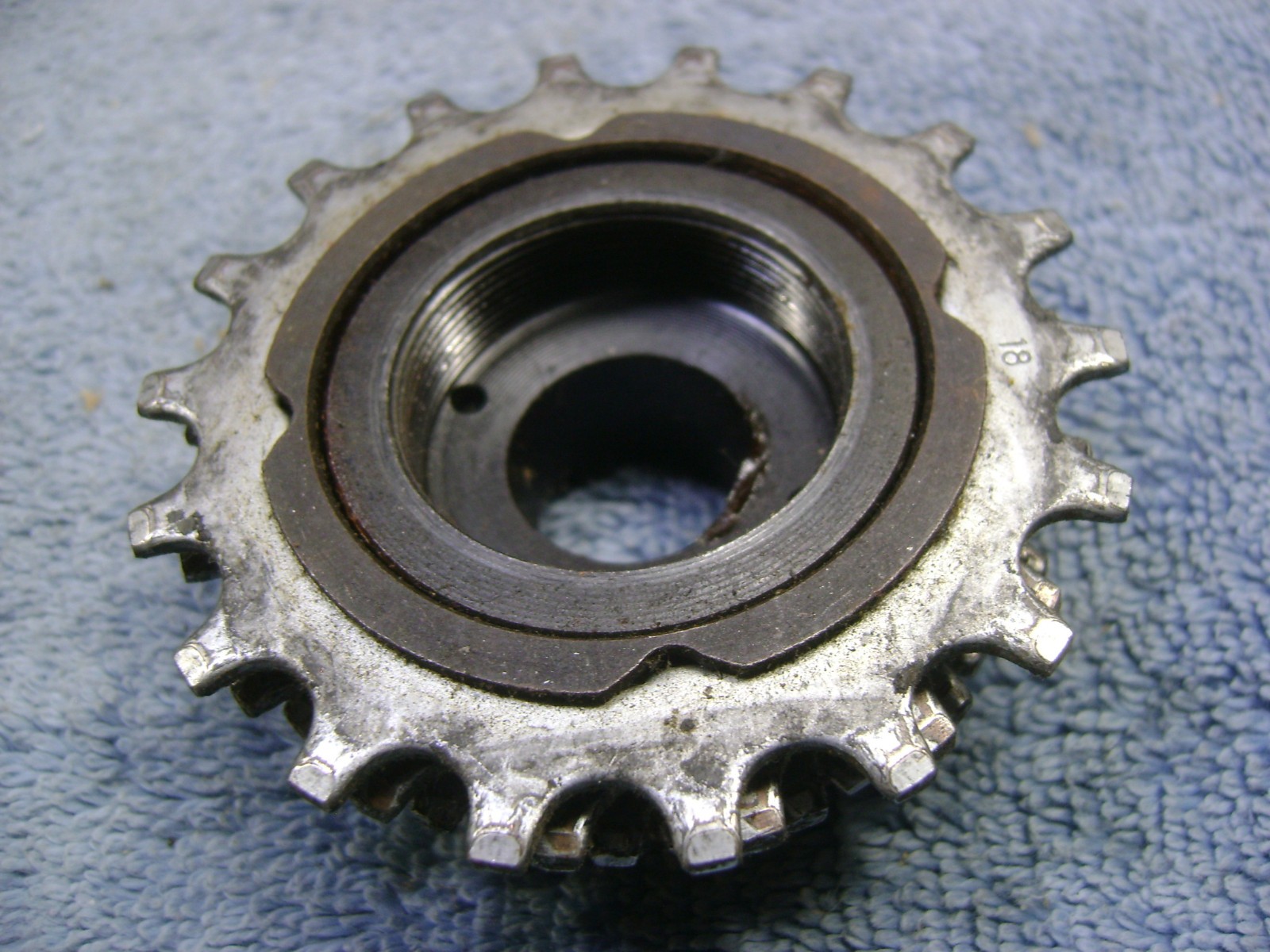 used GC, SunTour Winner Freewheel, Ultra 6 speed, 13/14/15/16/17/18 teeth