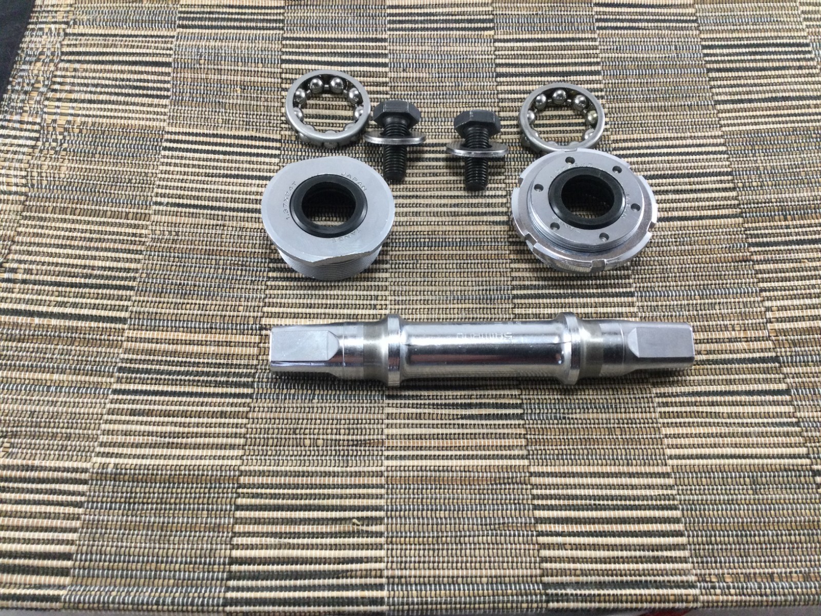 SHIMANO 68-W-116 CRMO TANGE BOTTOM BRACKET SET JE …