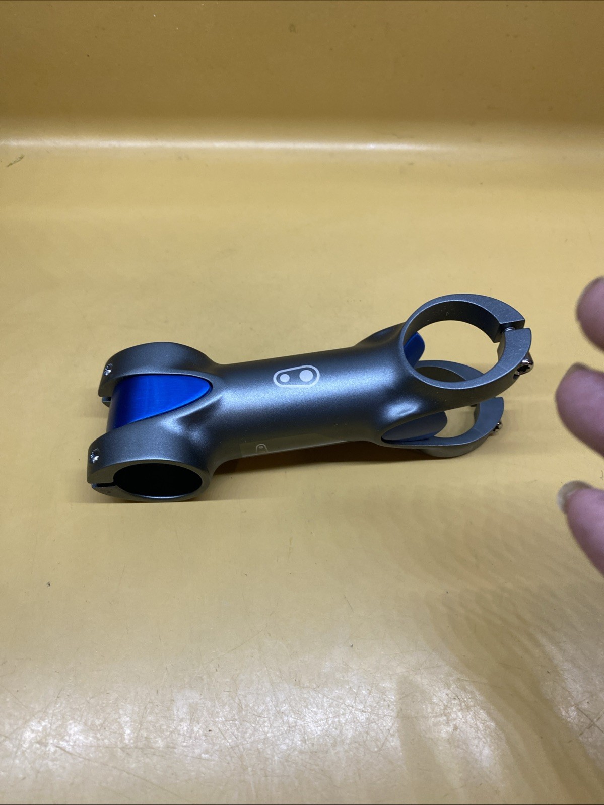 Iron/Blue Crankbrothers Cobalt 3 XC 100mm x 31.8 x 6* x 1-1/8i” Threadless Stem