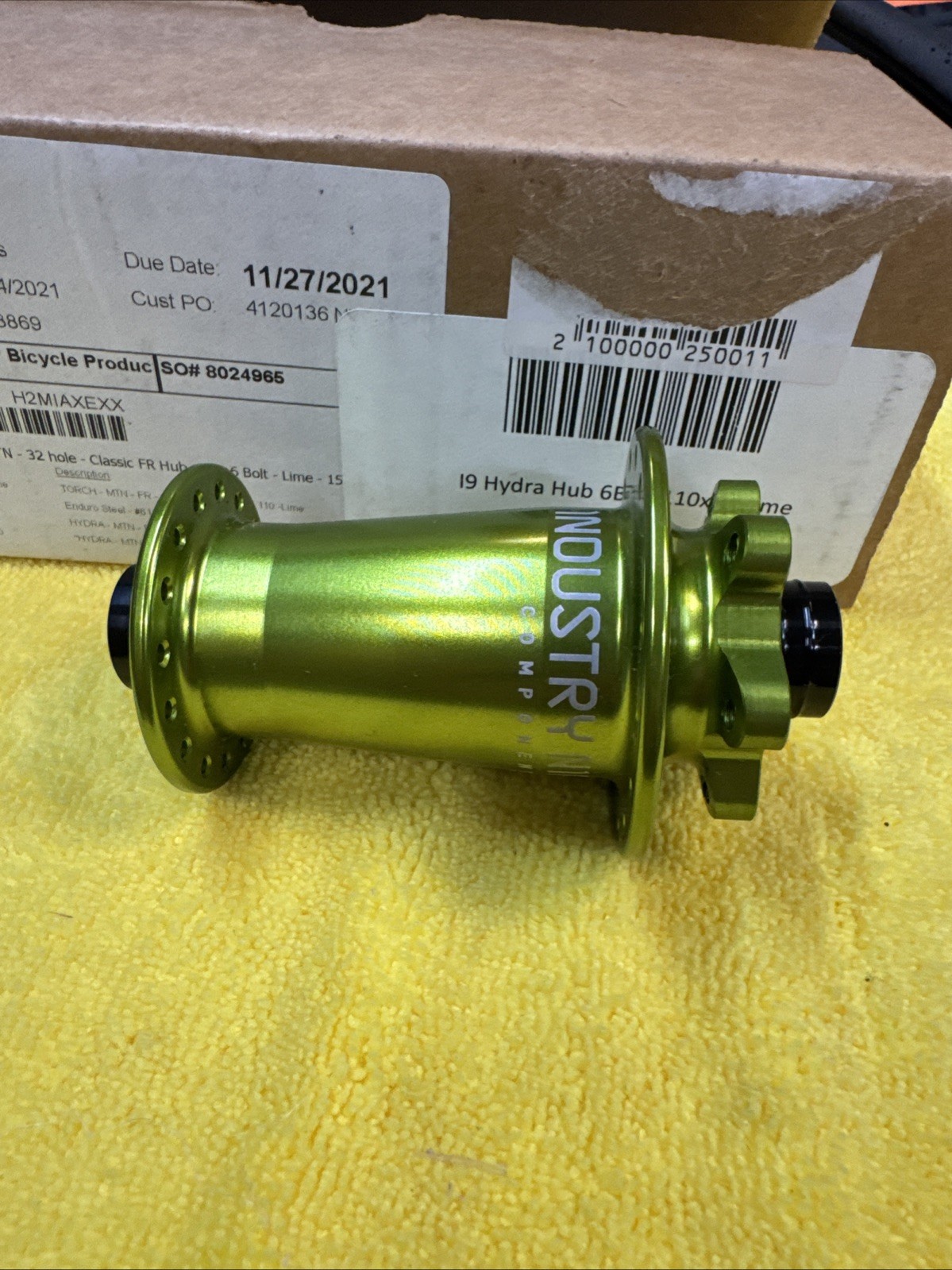 Industry Nine Hydra Classic Front Hub 6-Bolt 110x15mm Green
