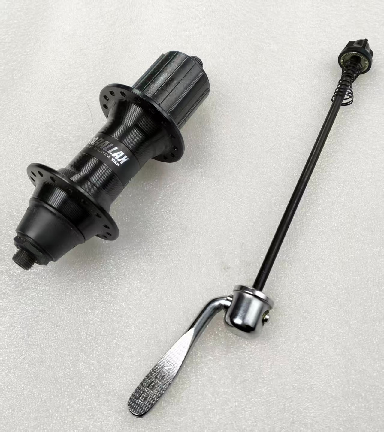 SHIMANO FH-RM60 RIM BRAKE REAR HUB TOURING GRAVEL 36 HOLE 135MM QR 8-9-10 SPEED