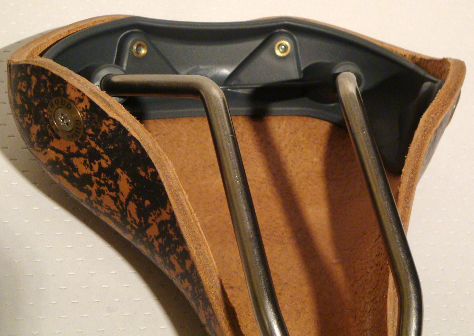 NEW GILLES BERTHOUD SADDLE SEAT GALIBIER CORK MADE IN FRANCE IDEALE BROOKS