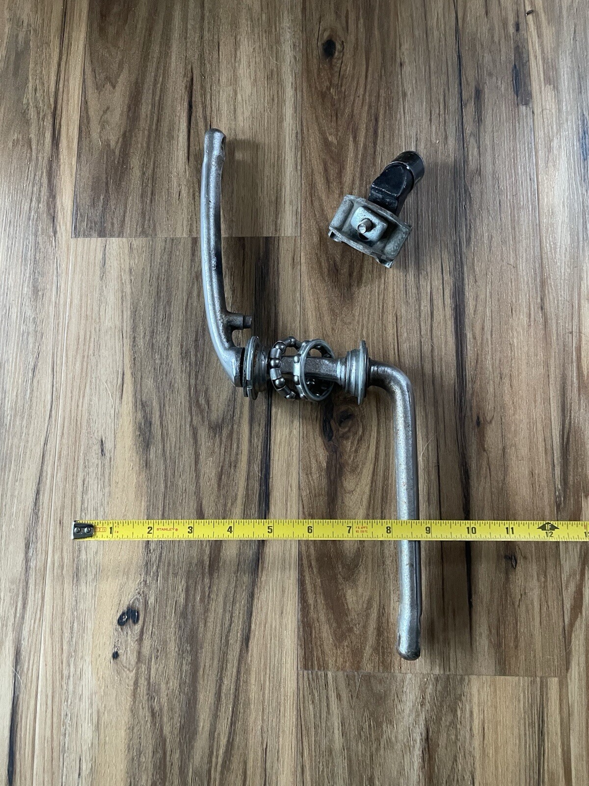 BMX Bike Crank Set Old ( Been Holding For 10 Plus Years )