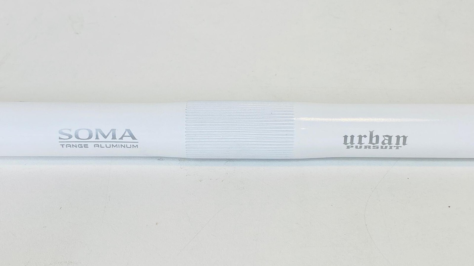 NOS Soma Urban Pursuit Bullhorn Handlebars 40cm x 25.4mm – White Powder Coat