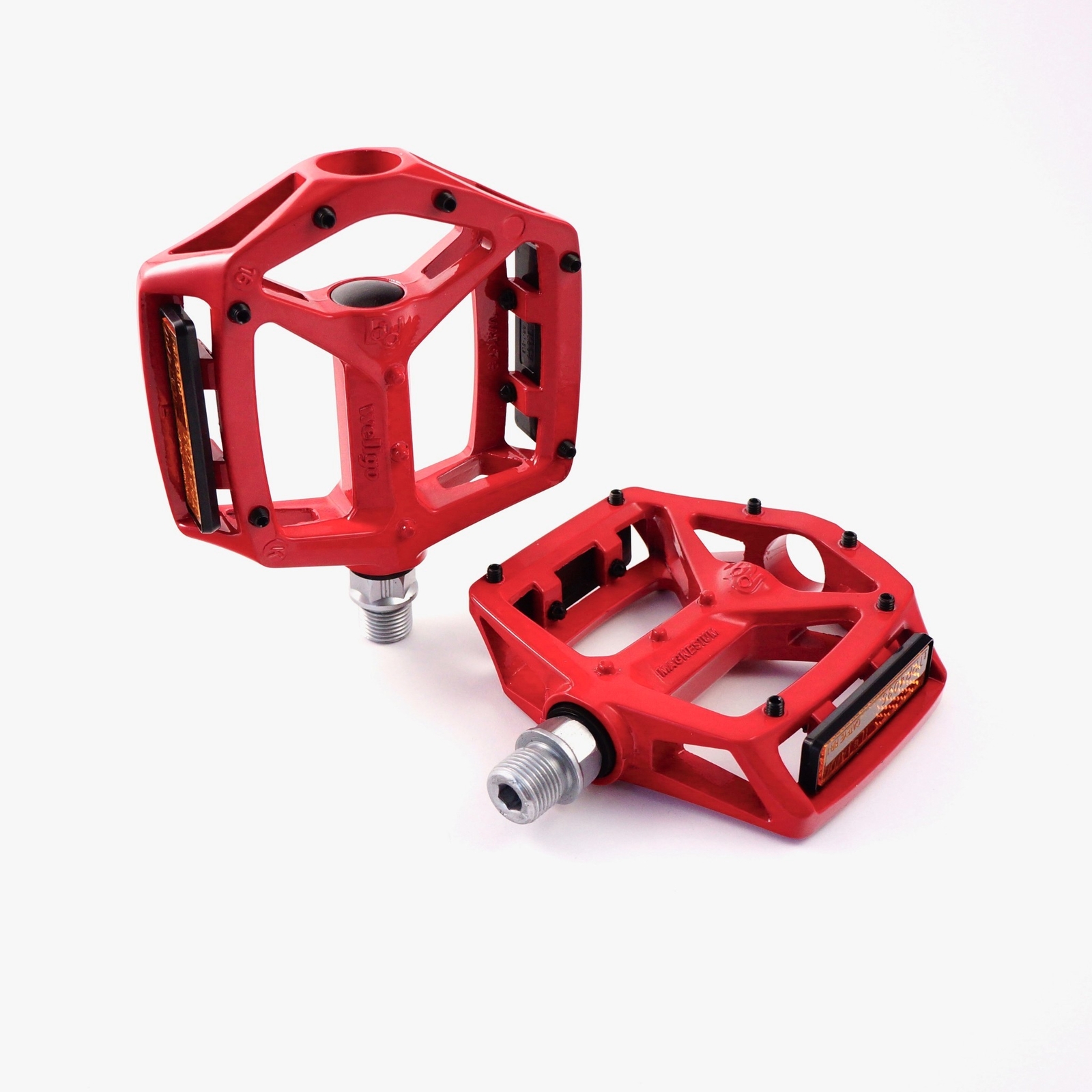 Wellgo MG-3 9/16″ Magnesium Bike Pedal MTB Downhill -Black/Silver/Red/Blue/Grey