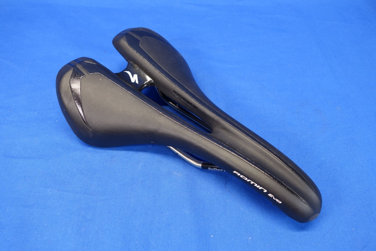 Specialized Roman Evo 155mm Width Bike Saddle, Seat, Hollow Titanium Ti Rails