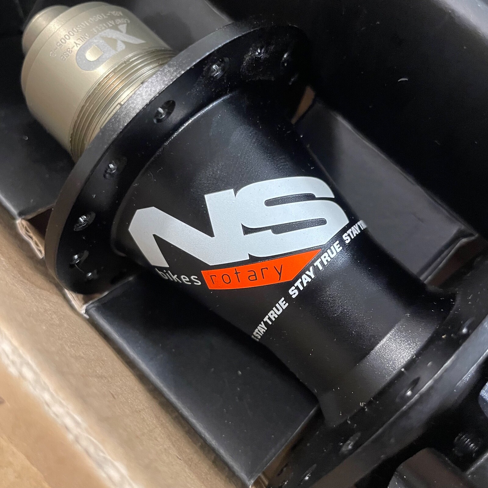 NEW NS BIKES Rotary Front & Rear Hubs Set 100 135 Thru Axle Sram XD 6 Bolt Disc