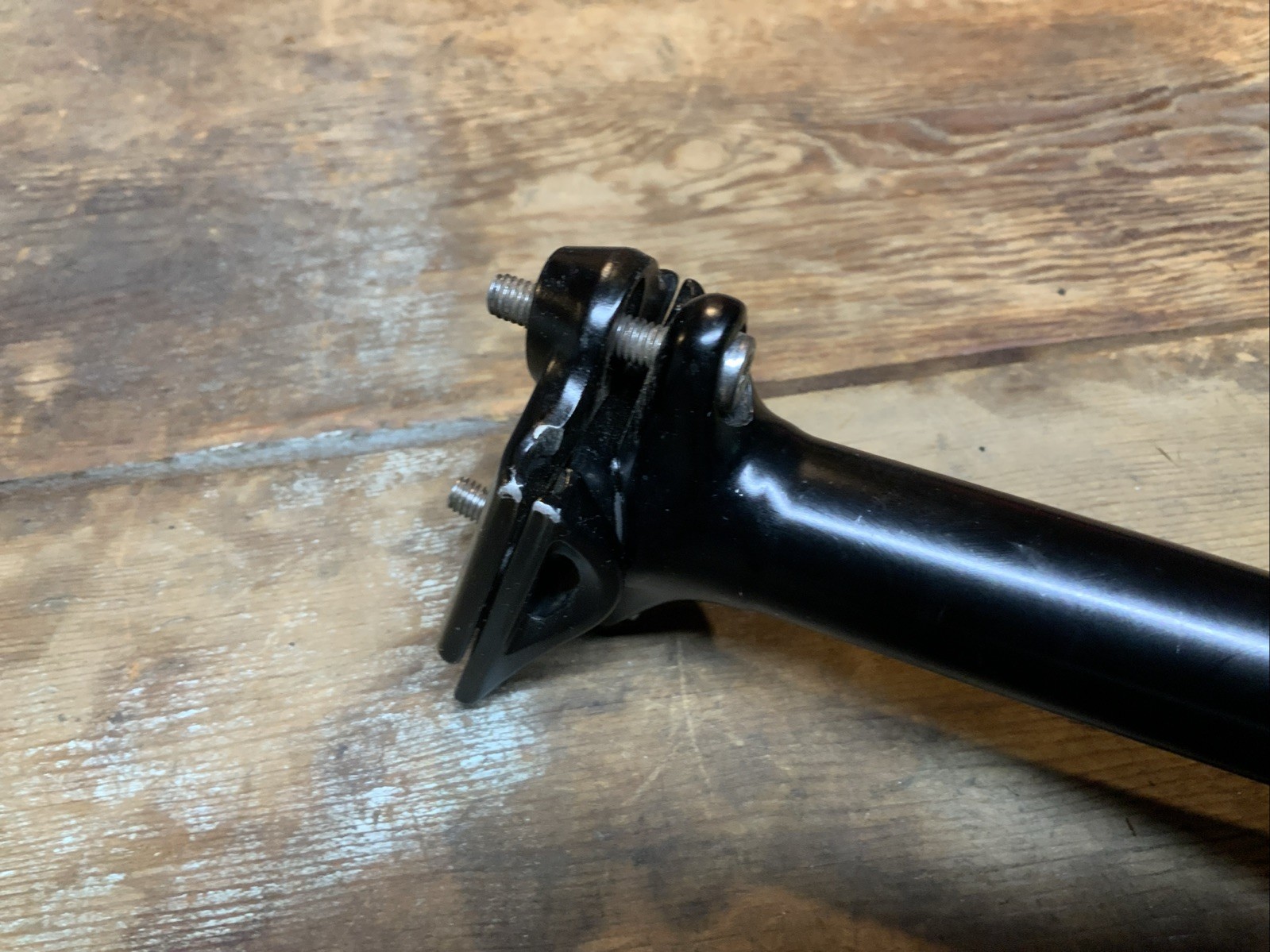 Race Face Dropper Post – 31.6mm 440mm – For Parts Only #1