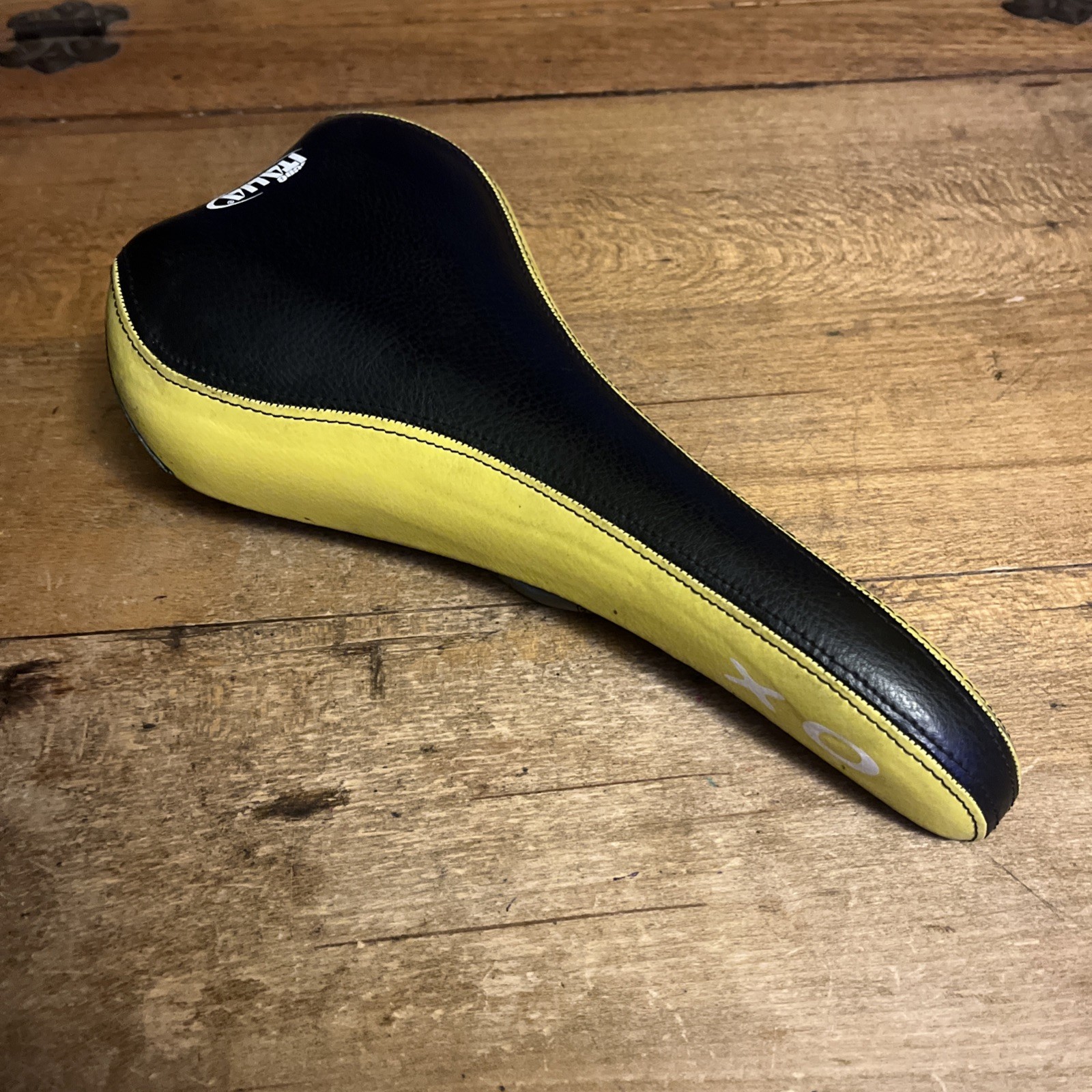 Vintage Selle Italia XO Black And Yellow Saddle 268 mm Length 138 mm Wide Italy