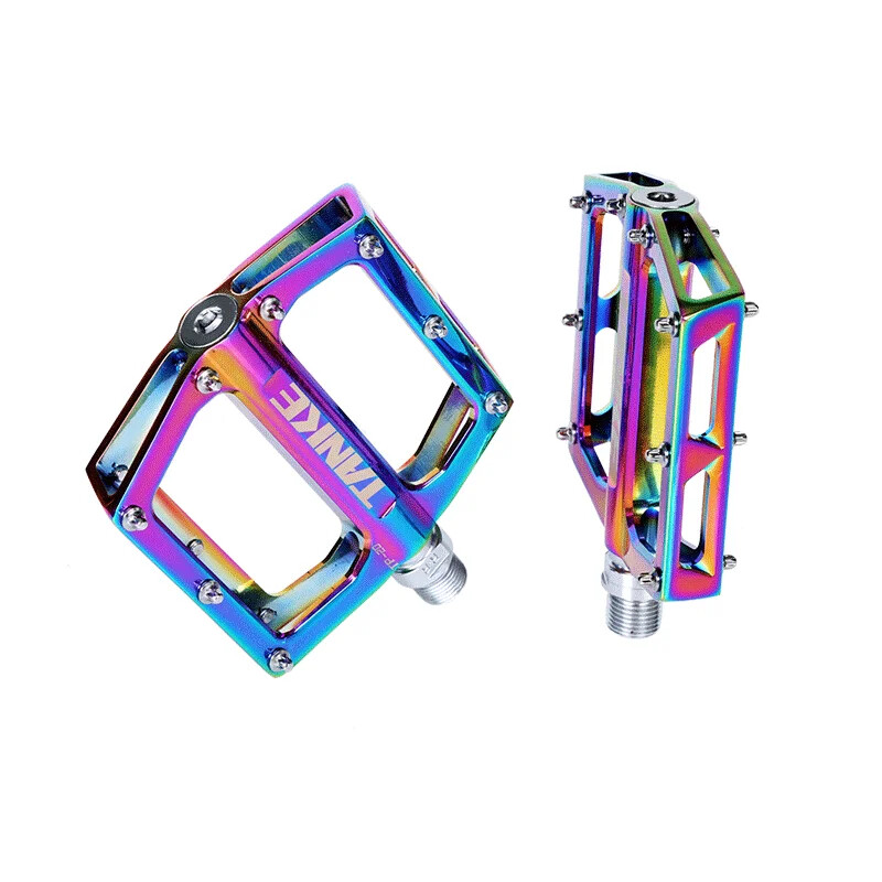 Mountain Bike Pedals Ultralight Hollow Anti-skid Bearing MTB Foot Pedals