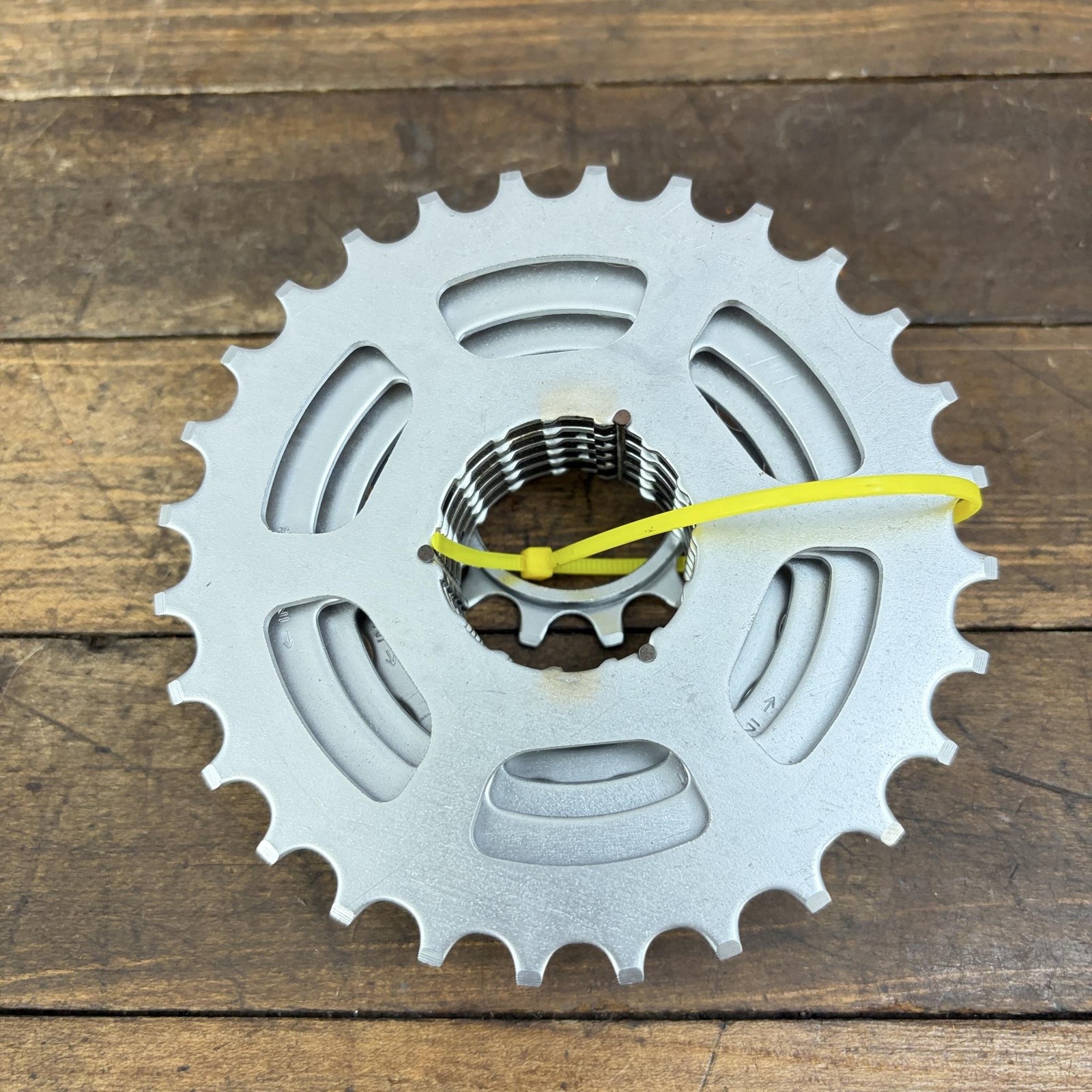 Vintage Suntour AccuShift Cassette 7 Speed 12-28T NOS New INdex Japan Bike 7s