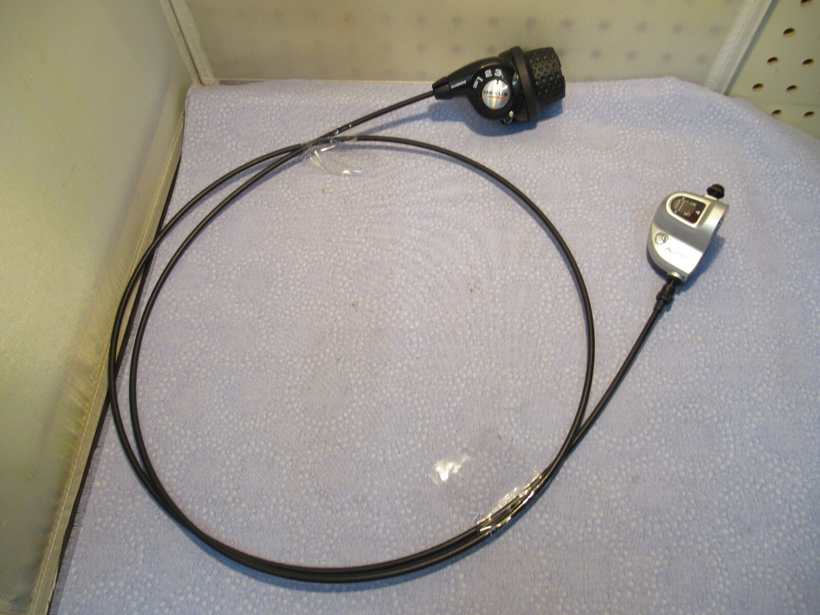 Shimano SL-3S35 3 Speed Nexus Revo Shifter with Bell Crank & 1700mm Cable – New