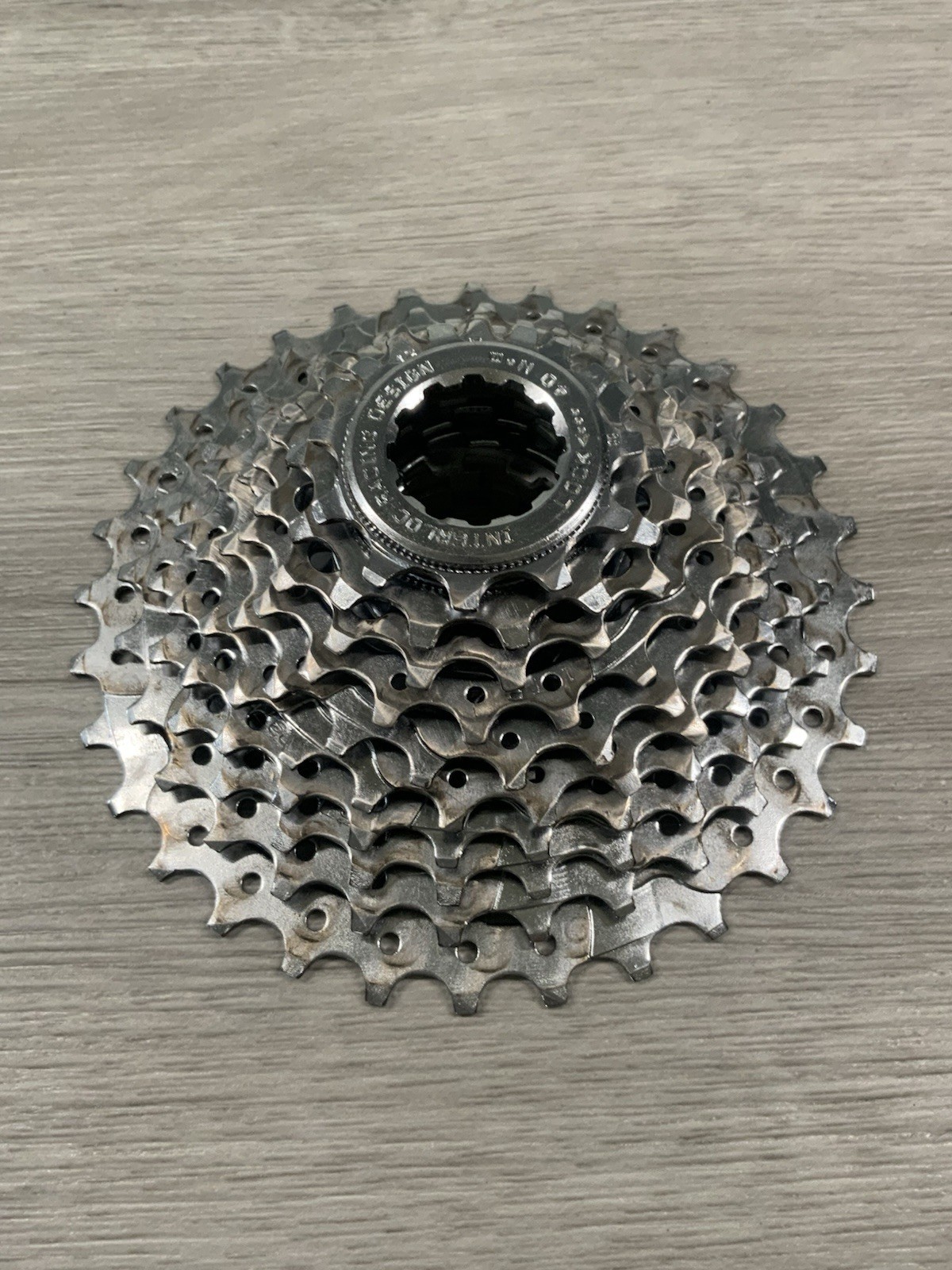 INTERLOC RACING DESIGN 10 SPEED CASSETTE 11-32 TOOTH 334 GRAMS SHIMANO SRAM COMP