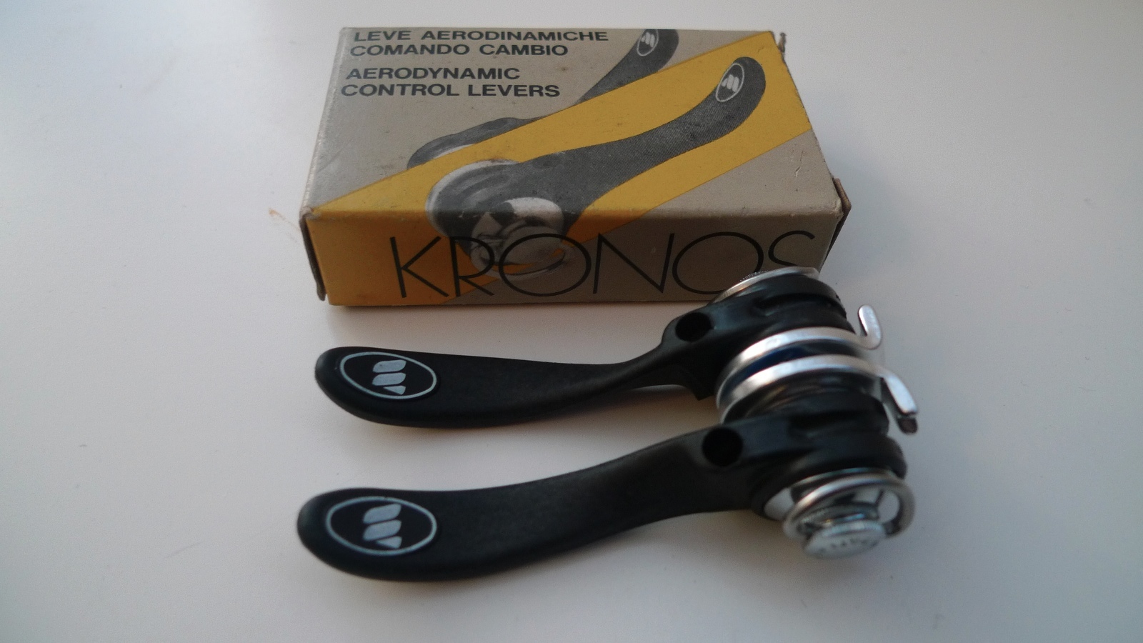 Vintage NOS Modolo Kronos Spoon Shaped AERO Downtube Shifters 4 Vintage Ride A