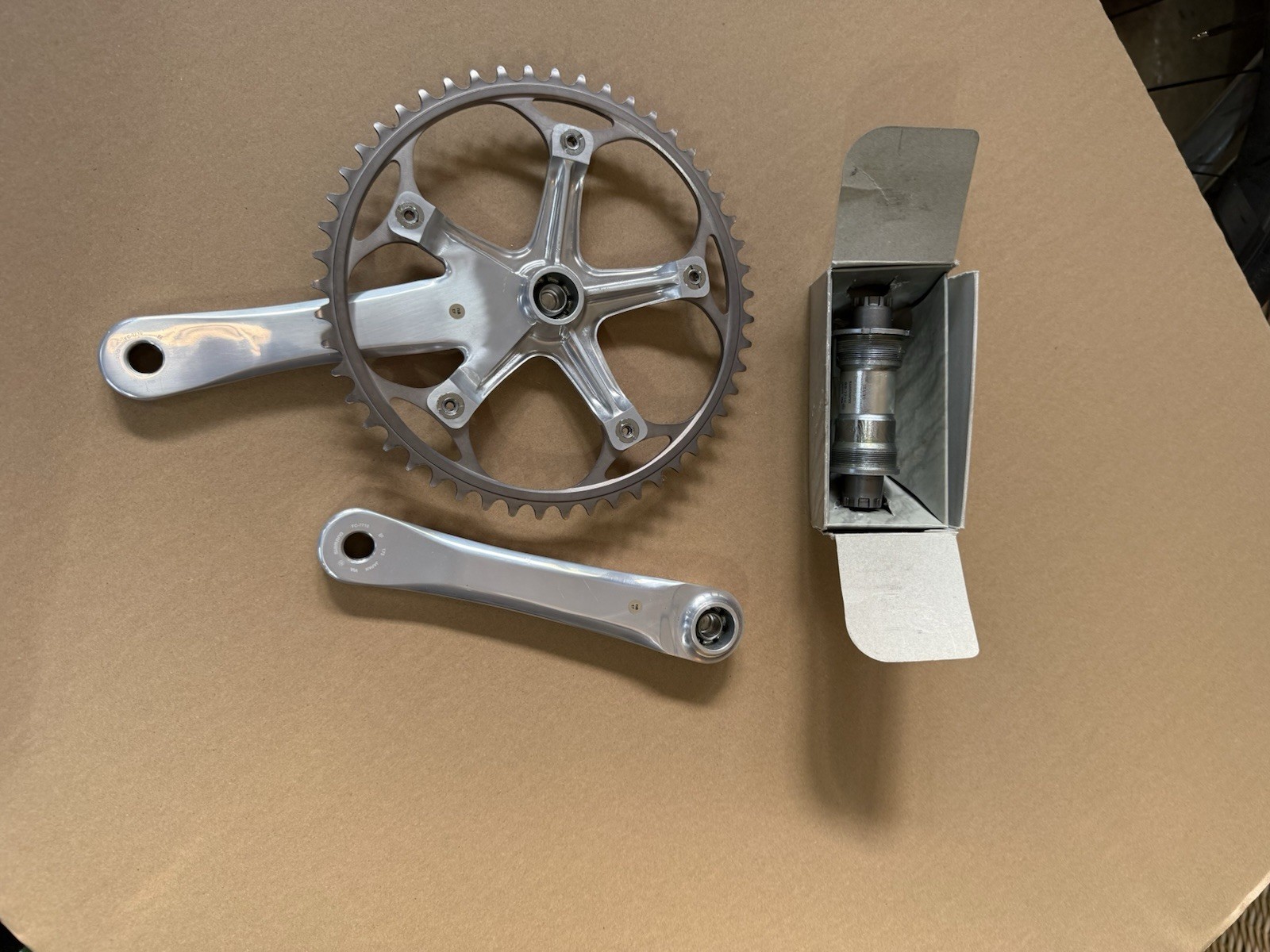 Dura Ace Track Crankset NJS 7710 + Bottom Bracket 51t 175mm