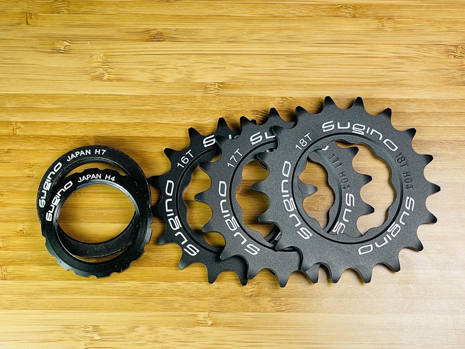 NOS Sugino Fixie Track Cog Set & Lockring 16t 17t 18t – Black Anodized