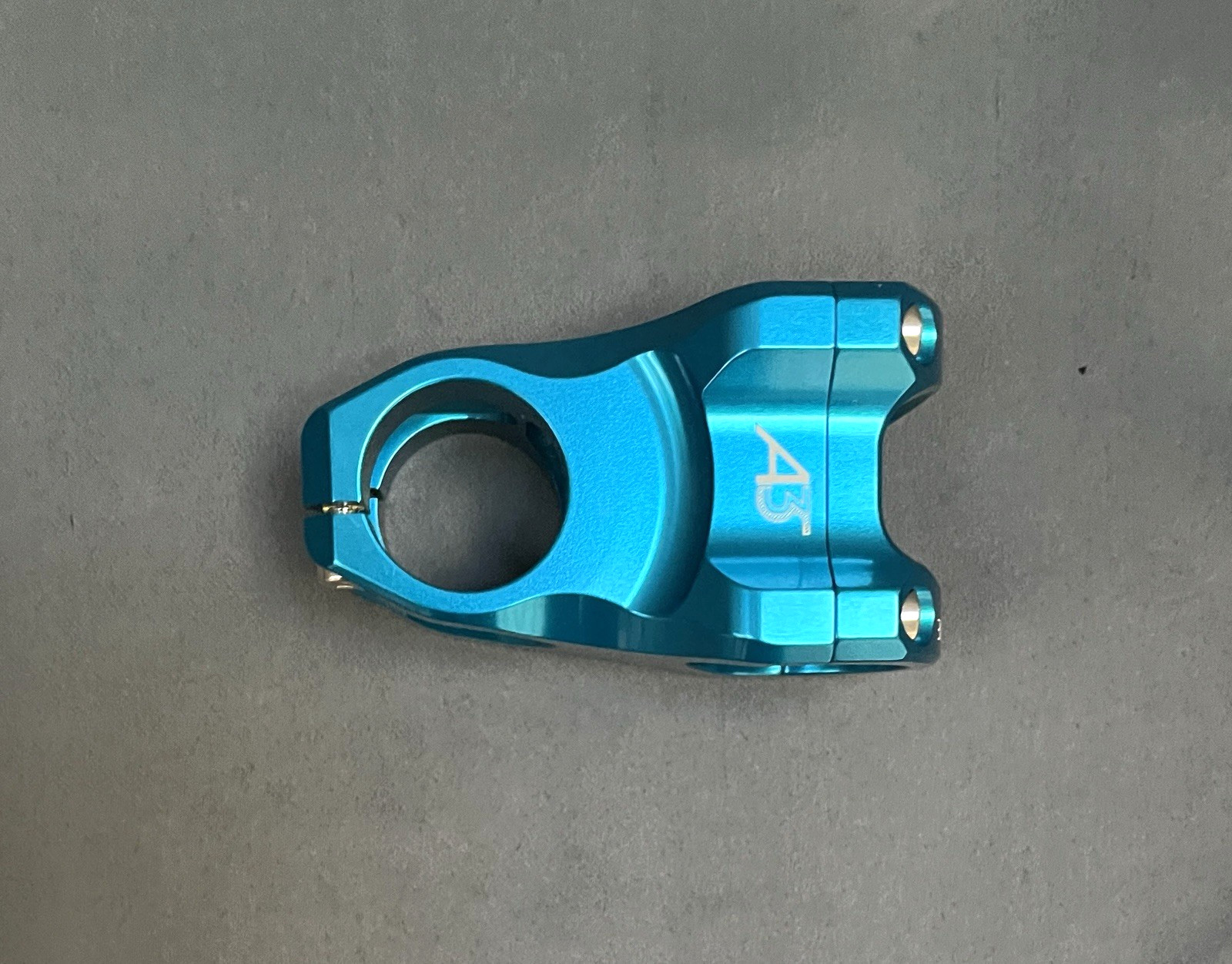 Industry Nine A35 Stem 50mm 1 1/8″ 35mm Clamp +/- 7° Rise Turquoise 156g