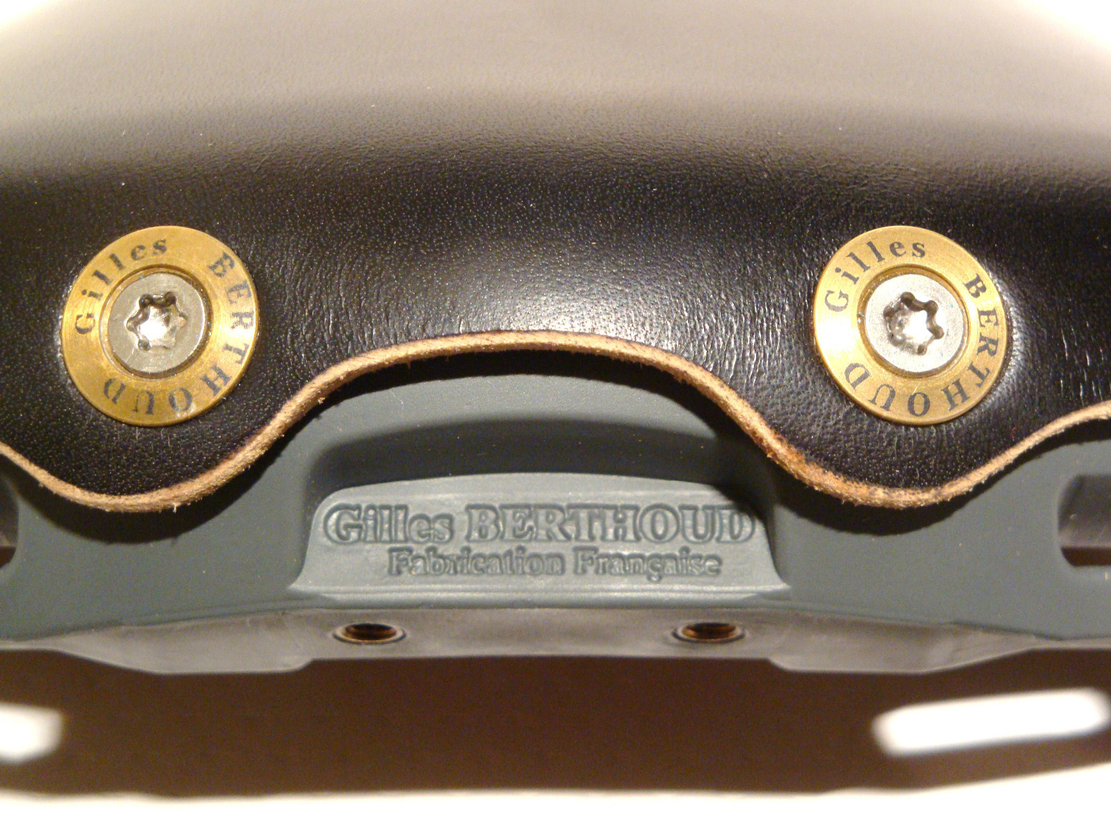 NEW GILLES BERTHOUD SADDLE SEAT ARAVIS BLACK MADE IN FRANCE IDEALE BROOKS