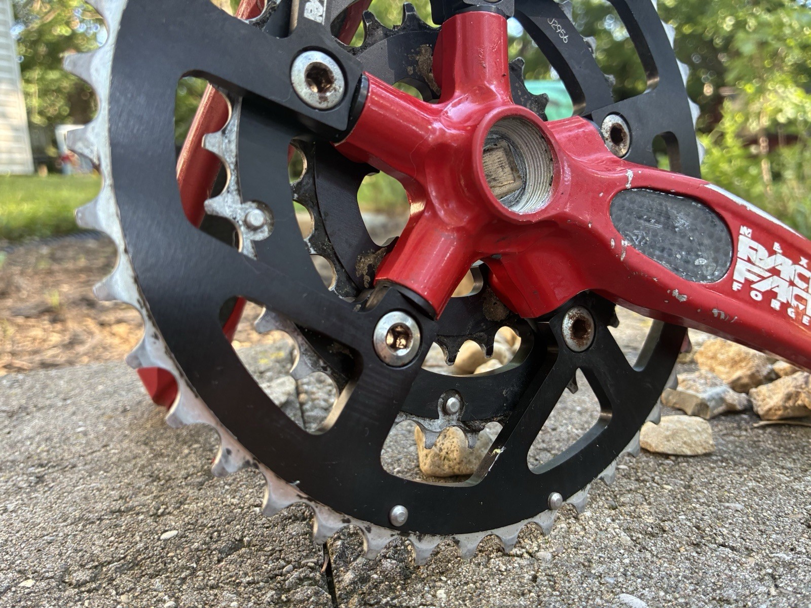 RaceFace Forged Next Carbon Crankset 175mm, 44/32/22 Red Race Face Square Taper