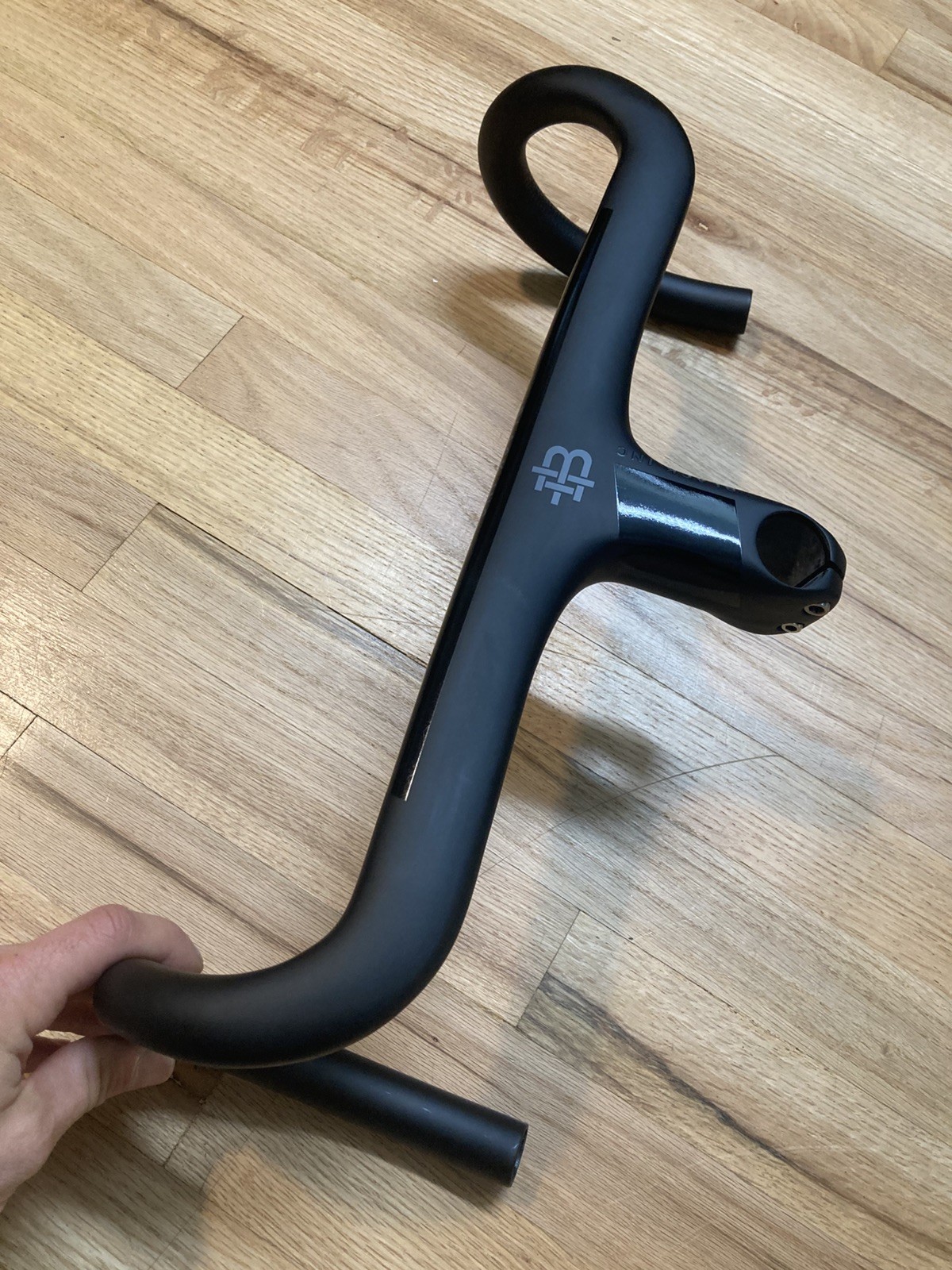 Black Inc integrated handlebar 90 mm x 42 cm road gravel bike carbon barstem