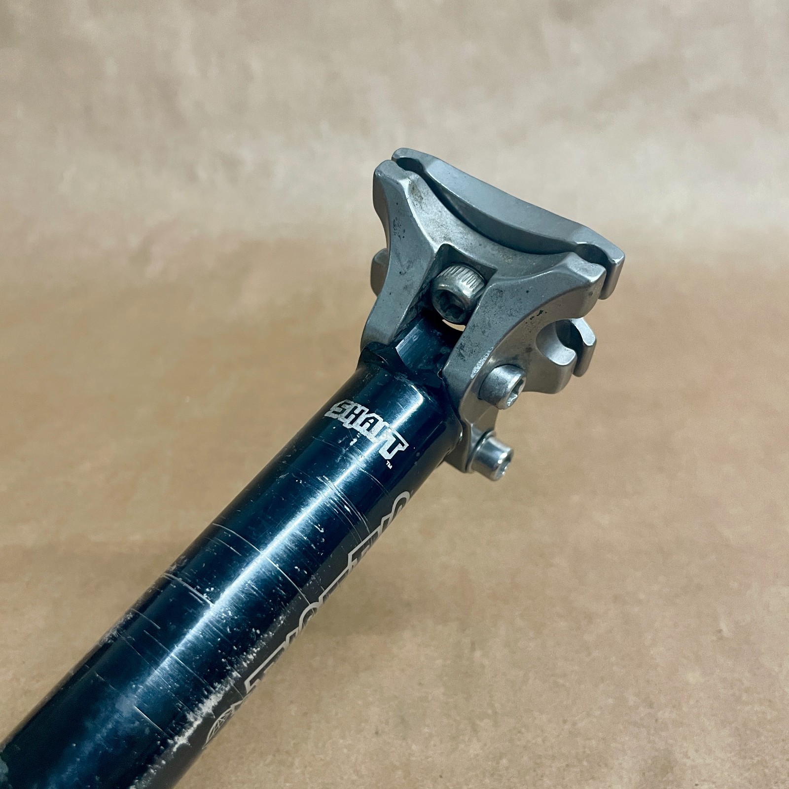 Salsa Shaft Seatpost 27.2mm x 250mm Black Alloy 20mm Setback FOR PARTS