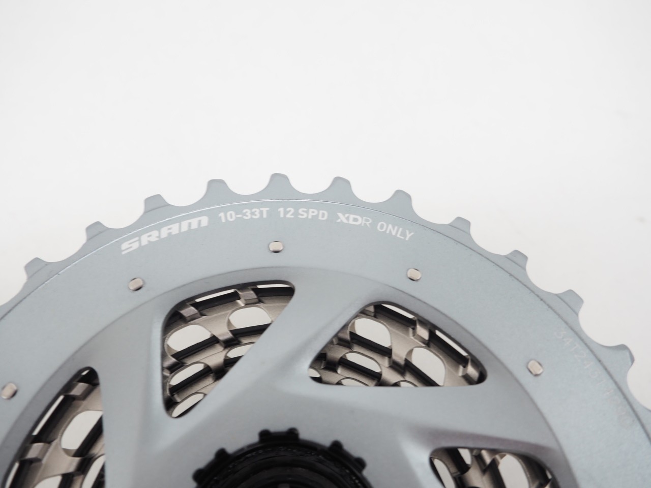 New! SRAM RED XG-1290 Cassette – 12-Speed 10-33t For XDR Driver Body Silver D1