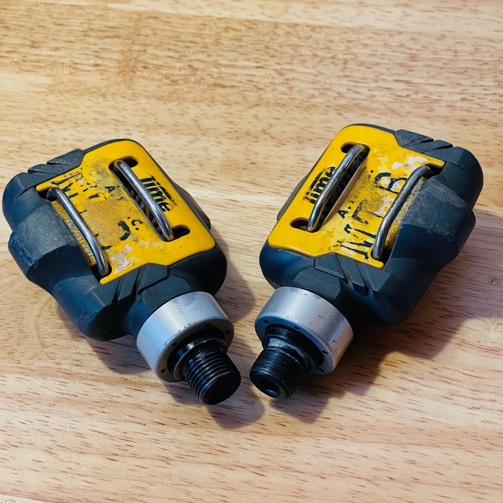 Time ATAC MTB Composite Mountain Bike Clipless Pedals Yellow LOW MILEAGE EXC