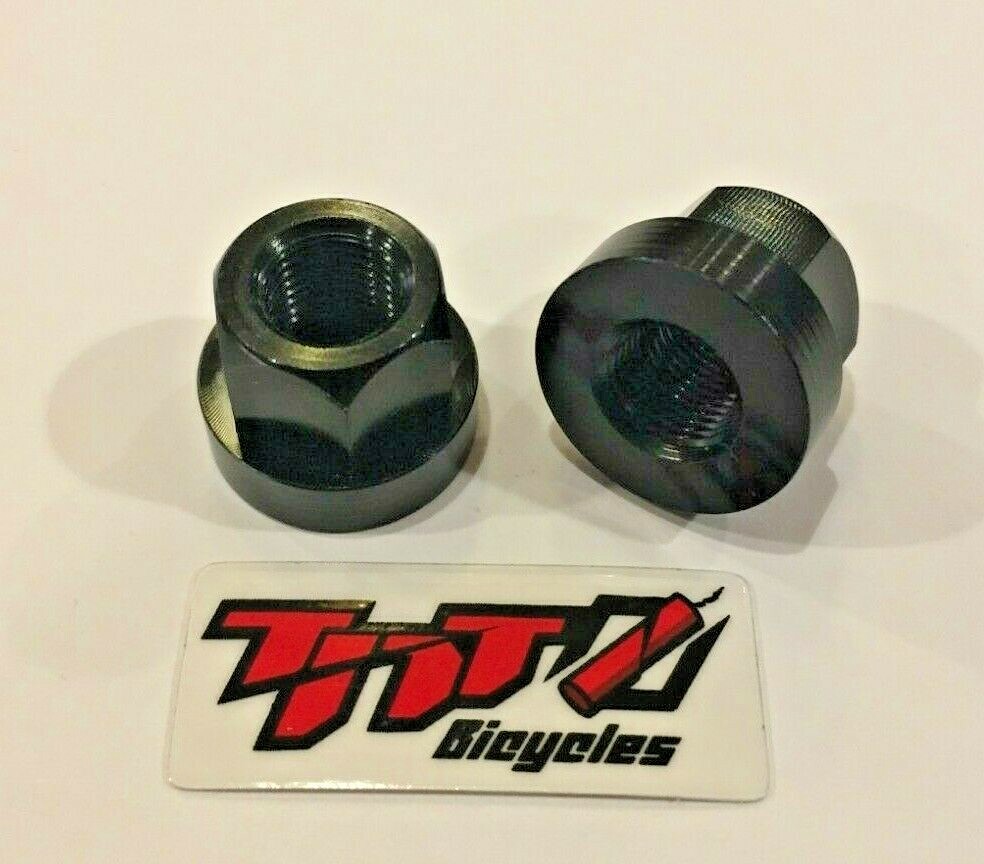 TNT BICYCLES – ALUMINUM AXLE NUTS – 3/8″ x 26tpi – SOLD AS PAIR (2pcs)