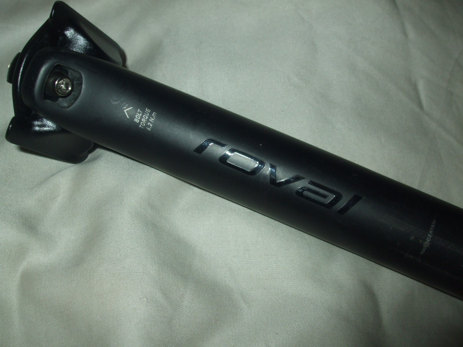 NEW – Specialized Roval Control-SL Carbon Seatpost, 30.9mm x 415mm, 4mm Off