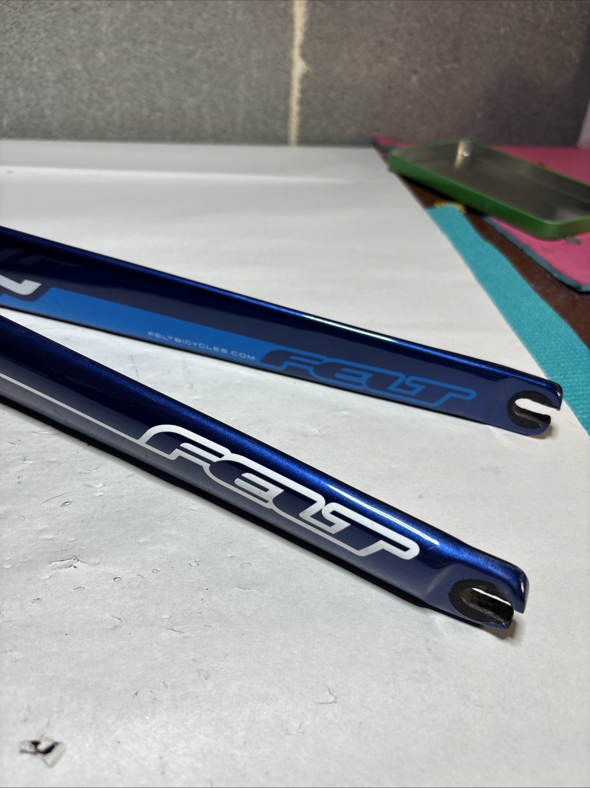 Felt Aero Carbon Road Fork 700c 1 1/8–1.5″ Tapered 300mm Steerer 45mm Rake