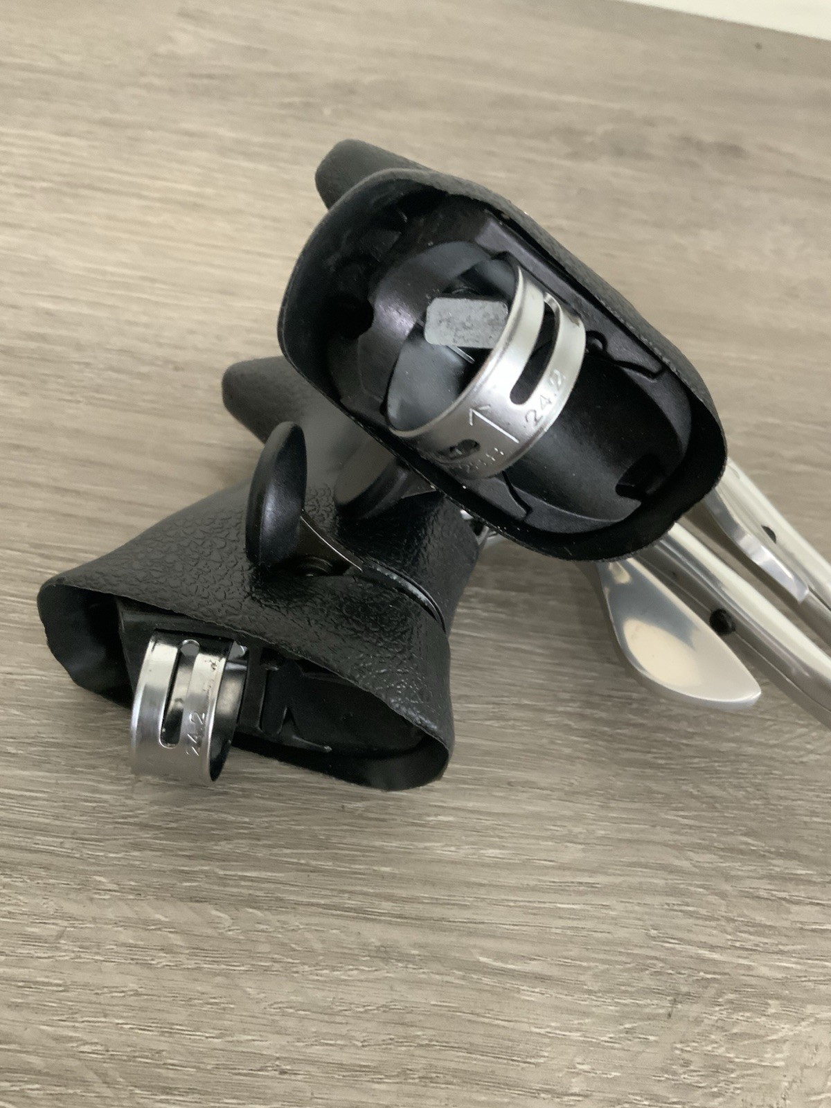 CAMPAGNOLO CHORUS BRAKE / SHIFTER SET 8 SPEED CARBON DOUBLE OR TRIPLE ERGO