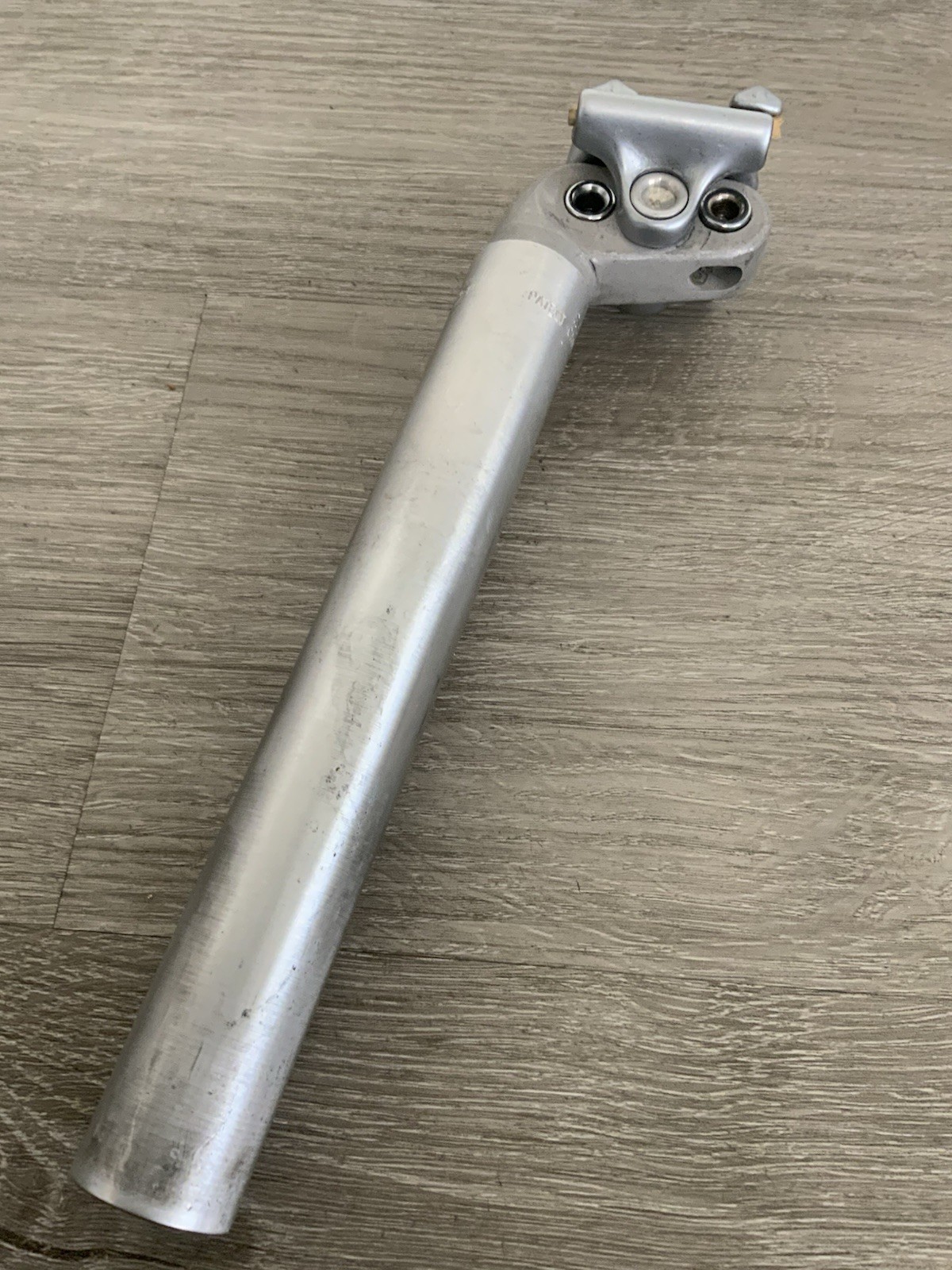 CAMPAGNOLO RECORD SEAT POST 26.8 MM 220 MM TOTAL LENGTH 318 GRAMS