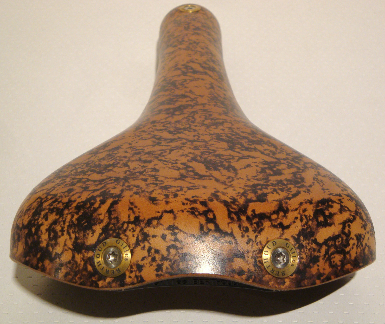 NEW GILLES BERTHOUD SADDLE SEAT SOULOR CORK MADE IN FRANCE IDEALE BROOKS