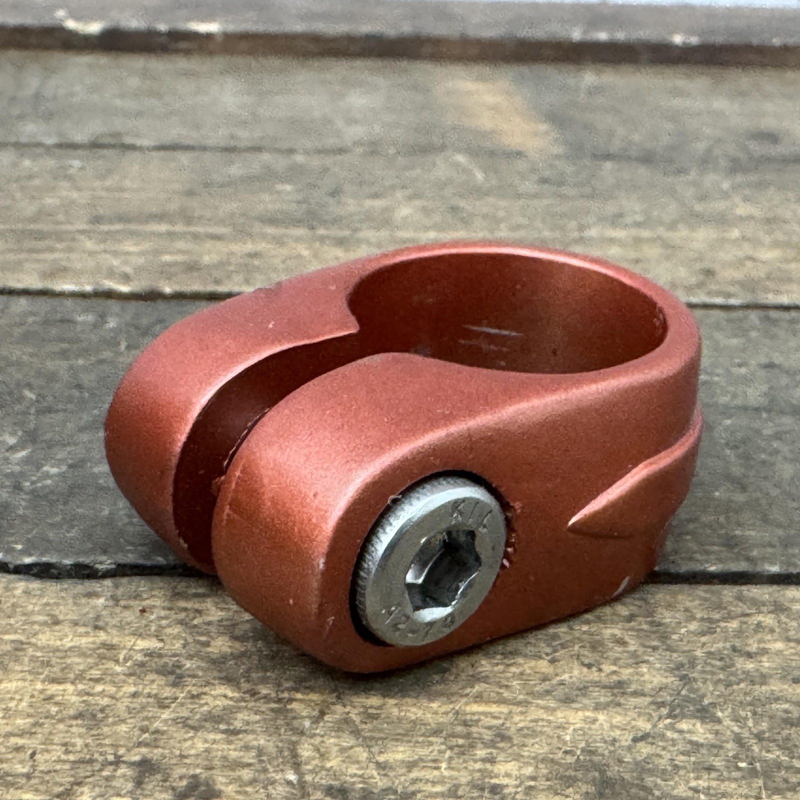 BMX Bicycle Seatpost Clamp 25.4mm Alloy Single Bolt Red Painted Cruiser