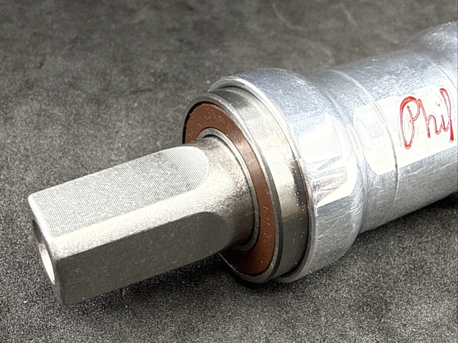 PHIL WOOD Sealed Cartridge Bearing Bottom Bracket 119mm Asymm JIS Square Taper