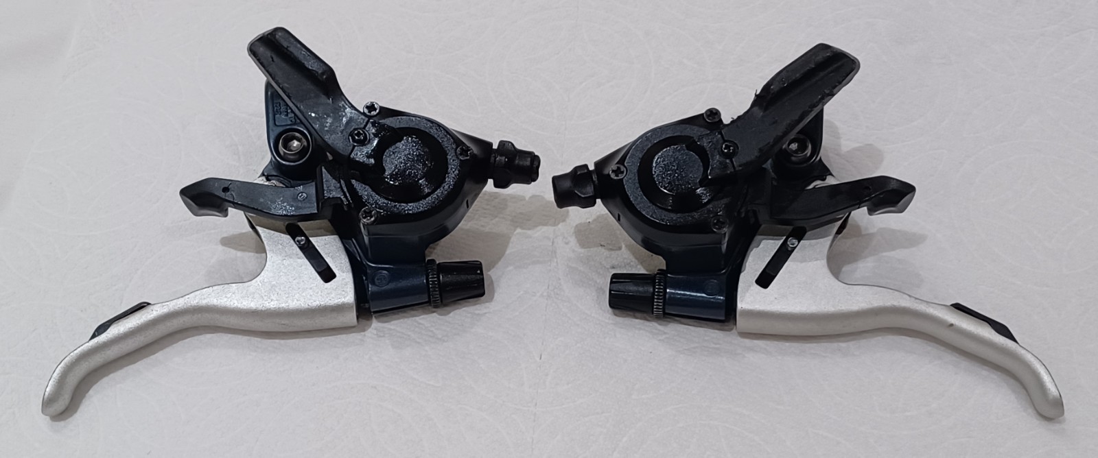 Shimano Deore LX ST-M570 STI Brake Levers Shifters Triple 9 Speed XH