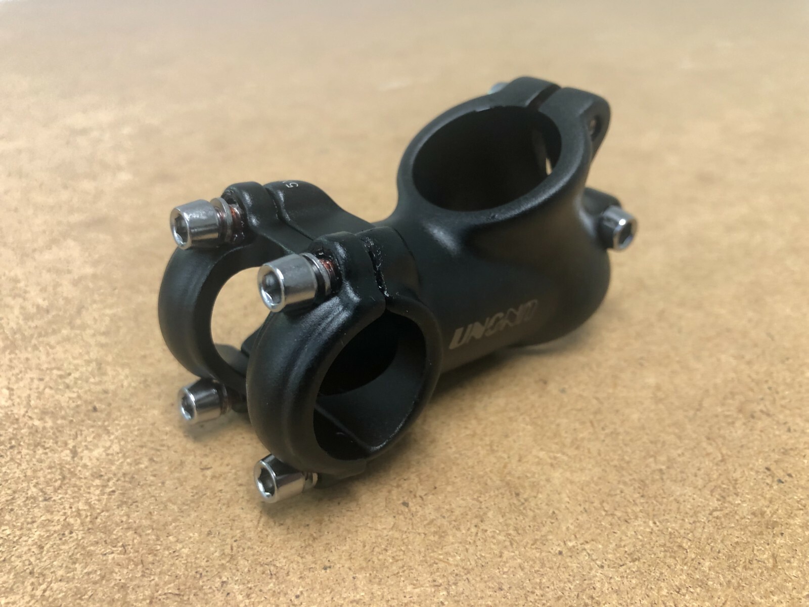 New Kalloy Bicycle Ahead Stem 1-1/8″ 28.6mm 35 Deg Rise Bore 25.4mm Black