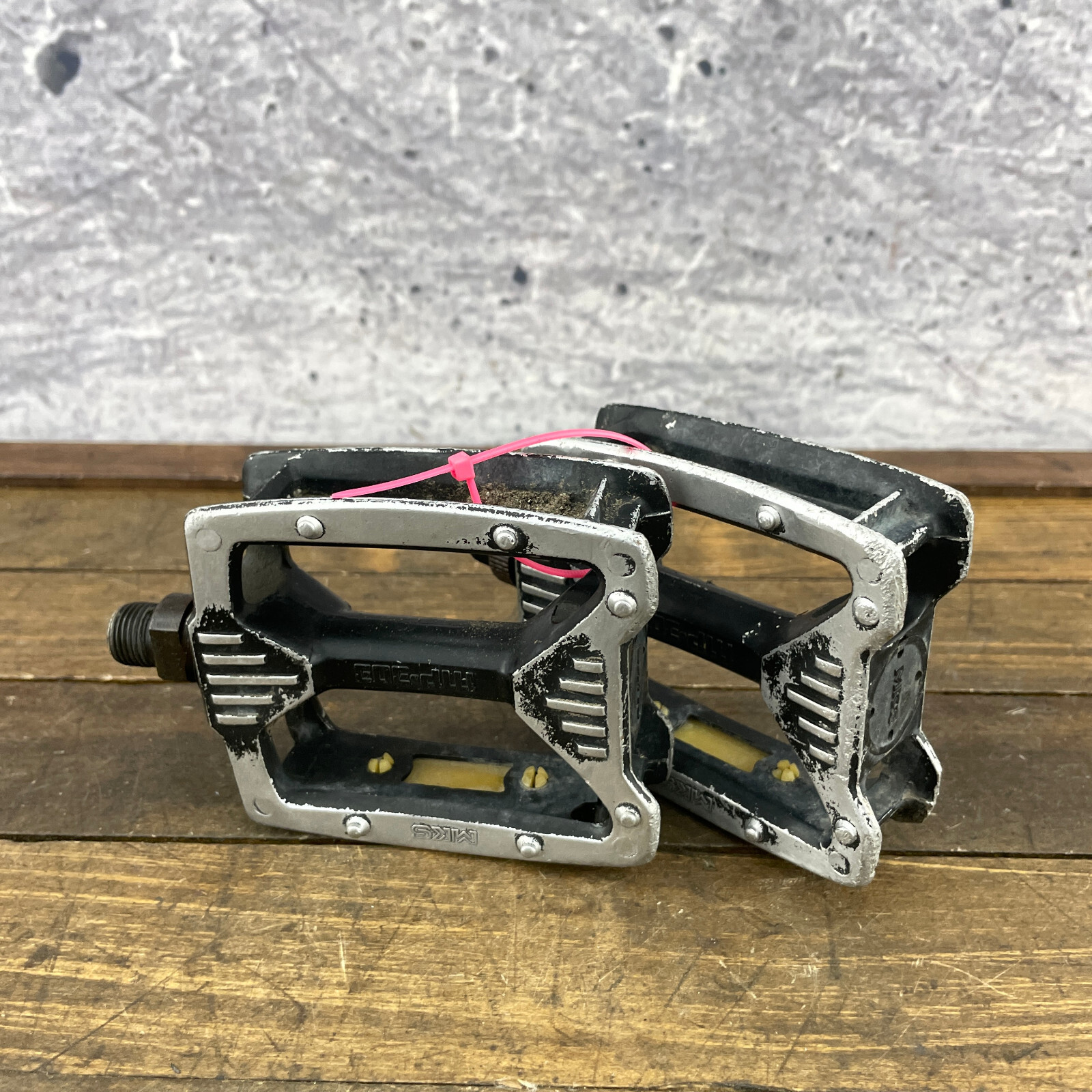Vintage MKS MP-303 Pedals 9/16 In Old School BMX Freestyle MTB 3pc Alloy